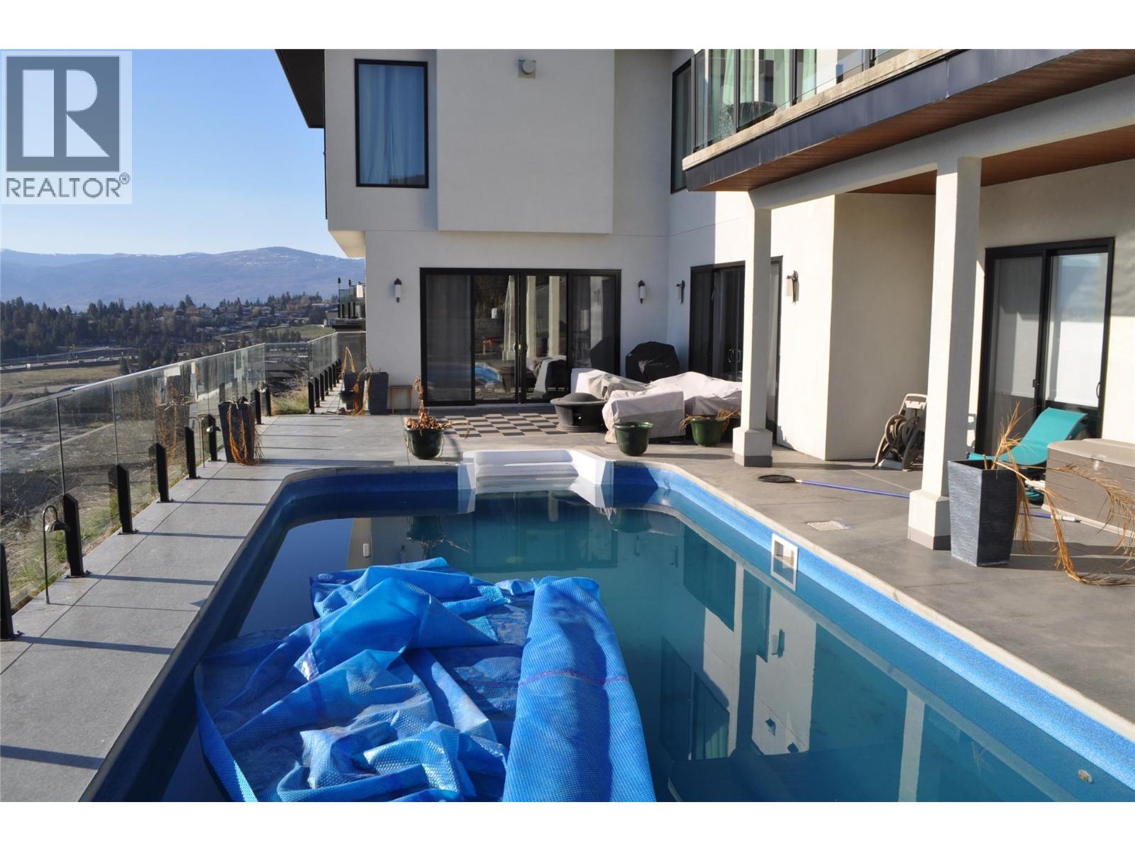 1843 Diamond View Drive