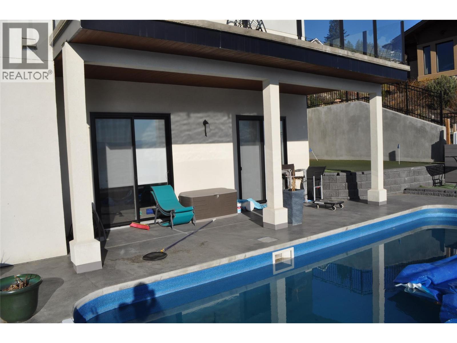 1843 Diamond View Drive