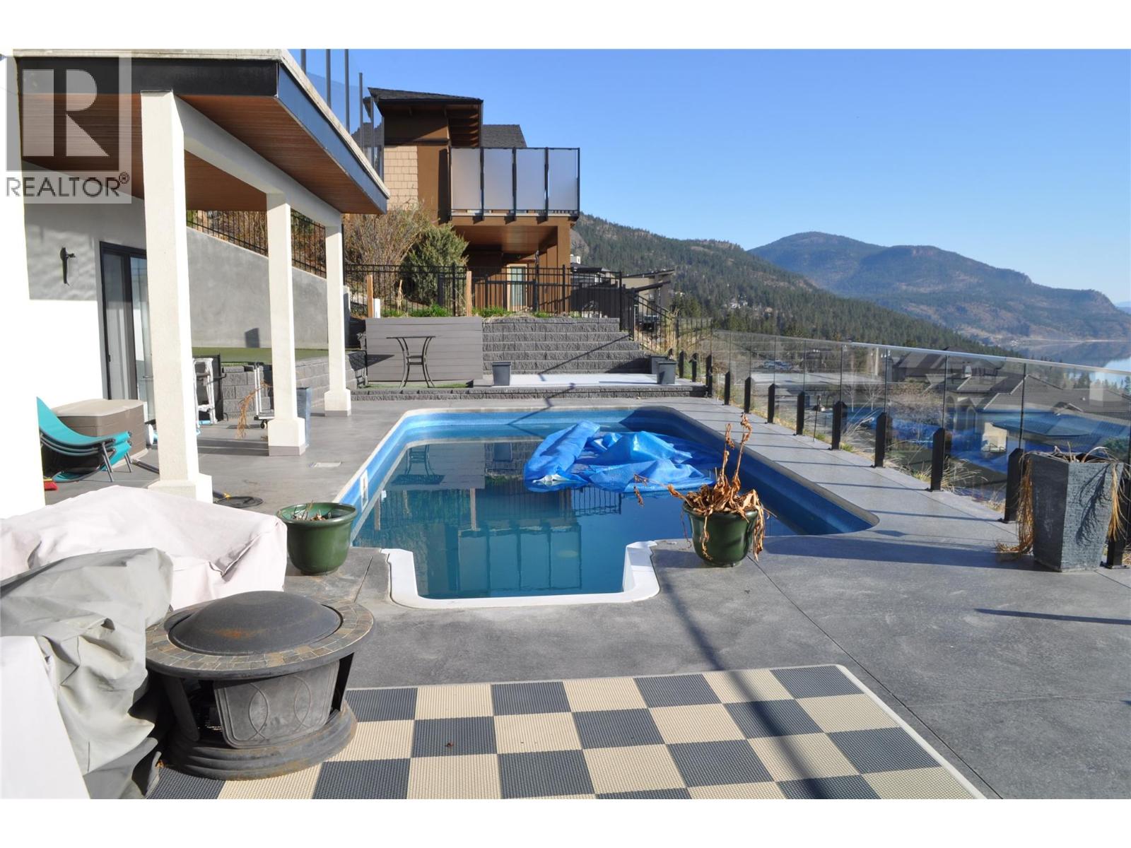 1843 Diamond View Drive