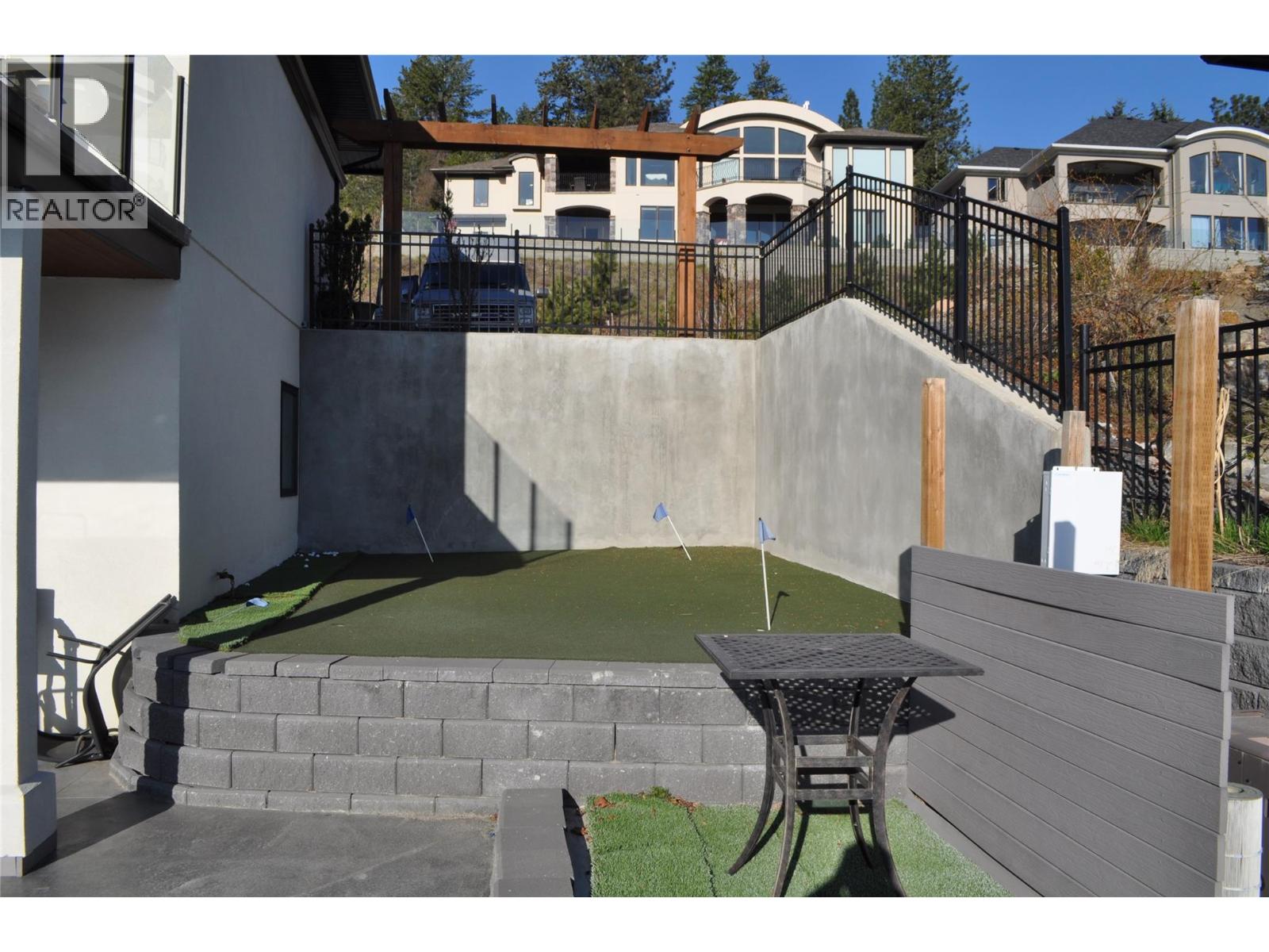 1843 Diamond View Drive