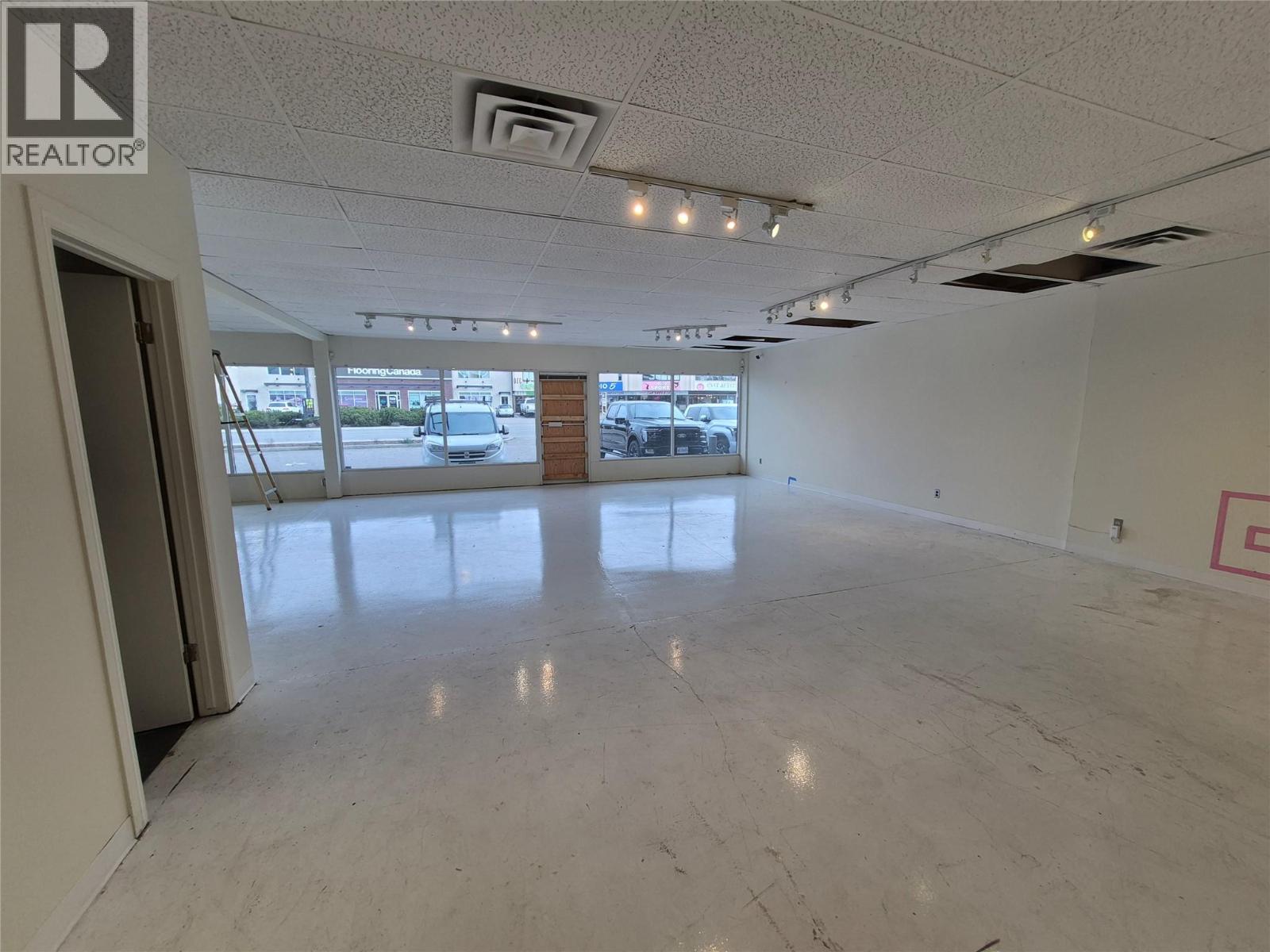 310 Banks Road Unit# 3