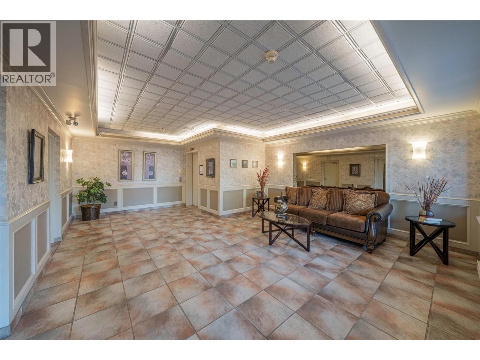 945 Lawrence Avenue Unit# 308