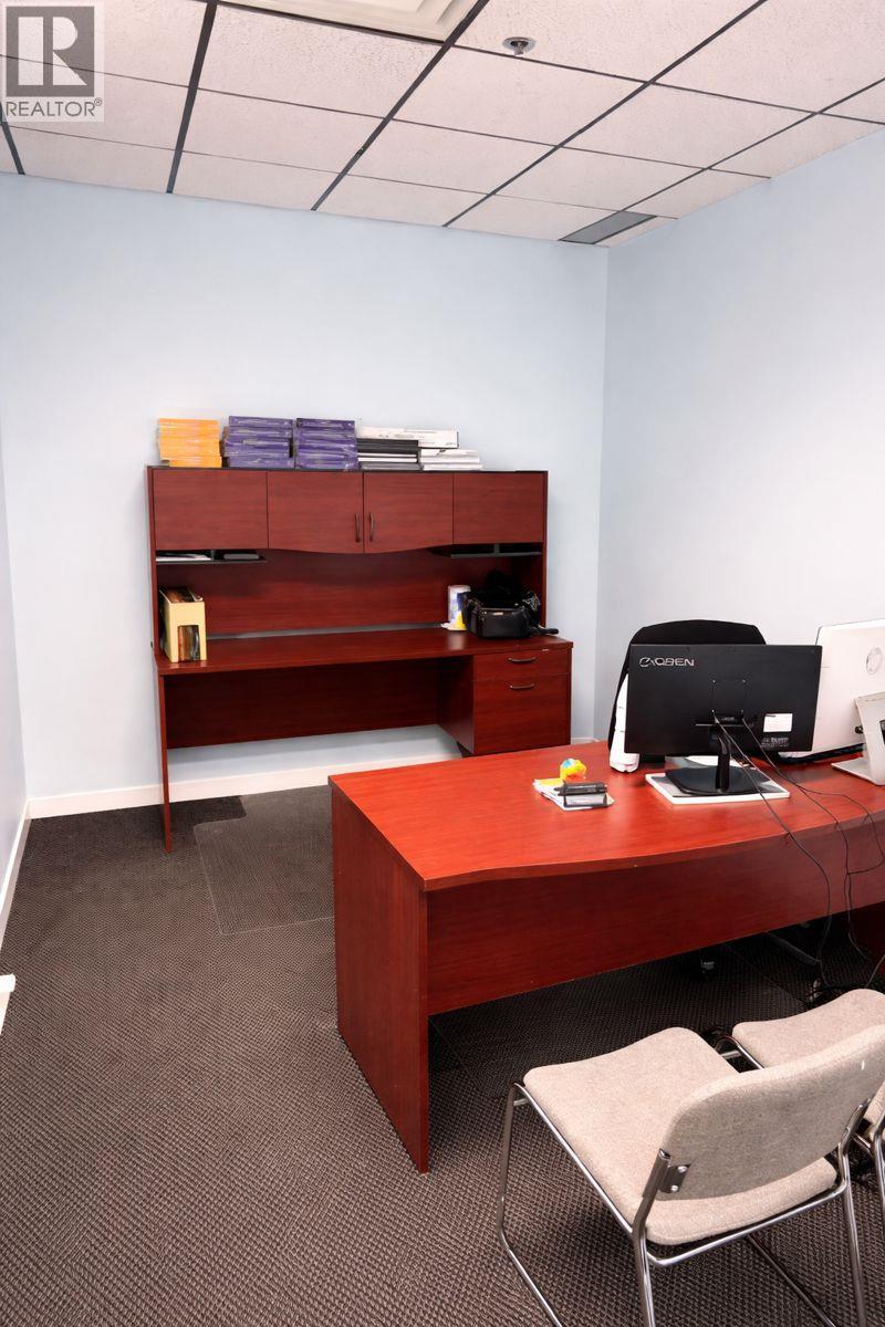 565 Bernard Avenue Unit# 103