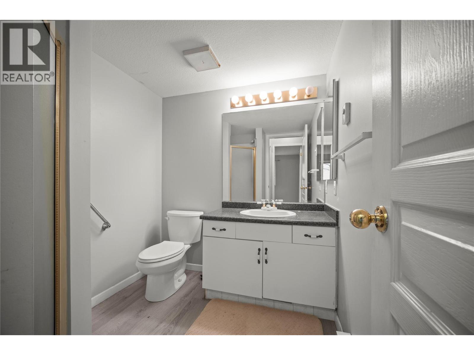 727 Houghton Road Unit# 104