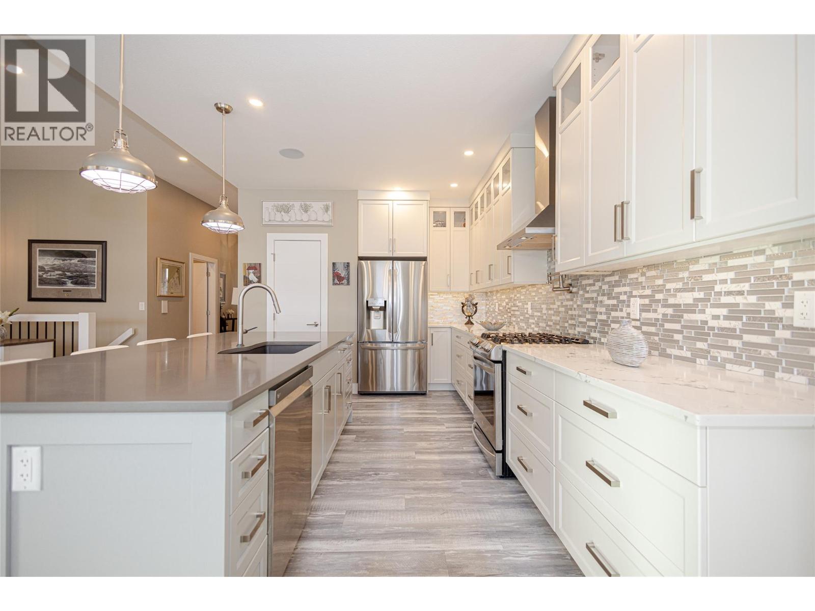 1077 Loseth Drive