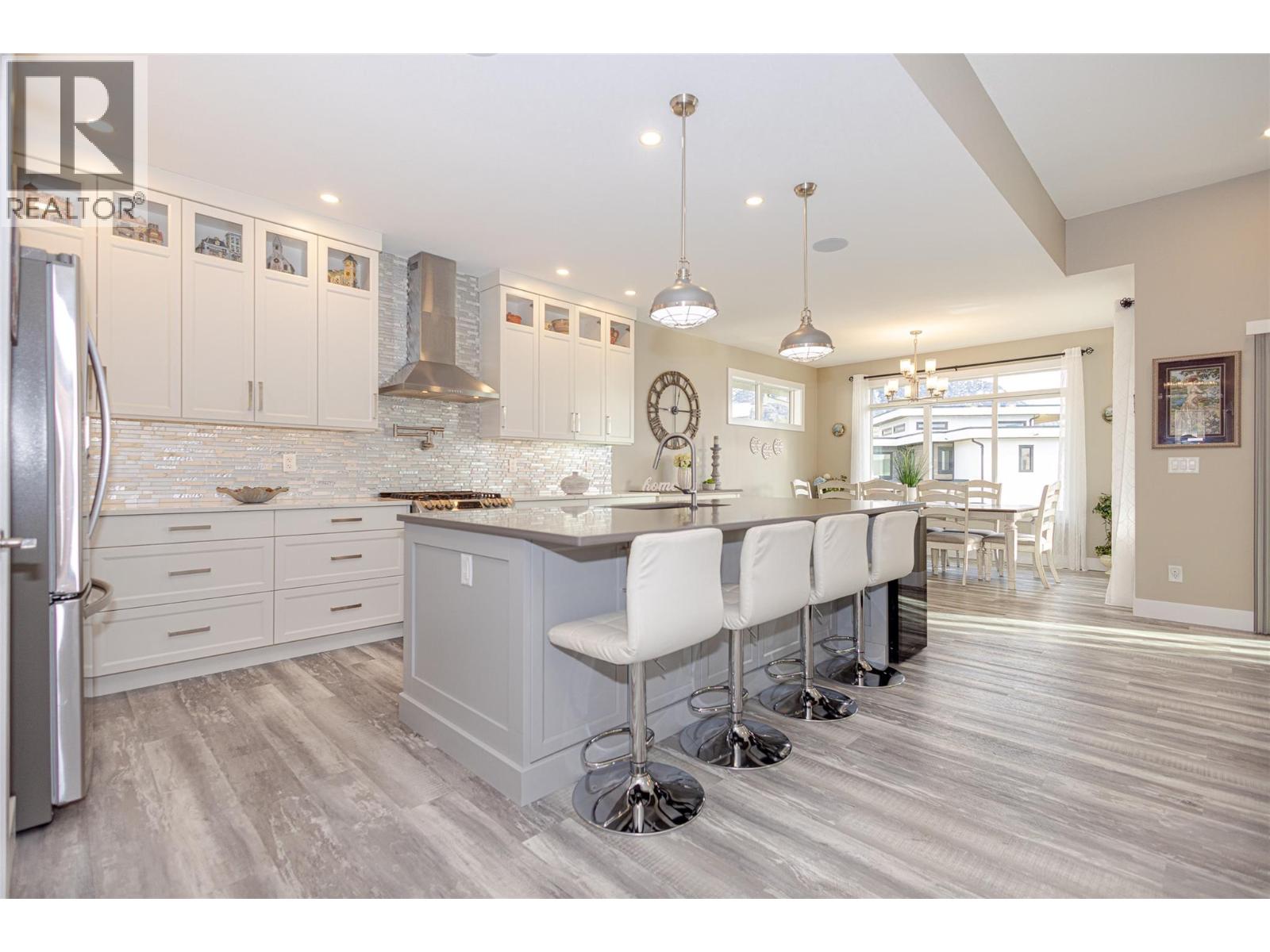 1077 Loseth Drive