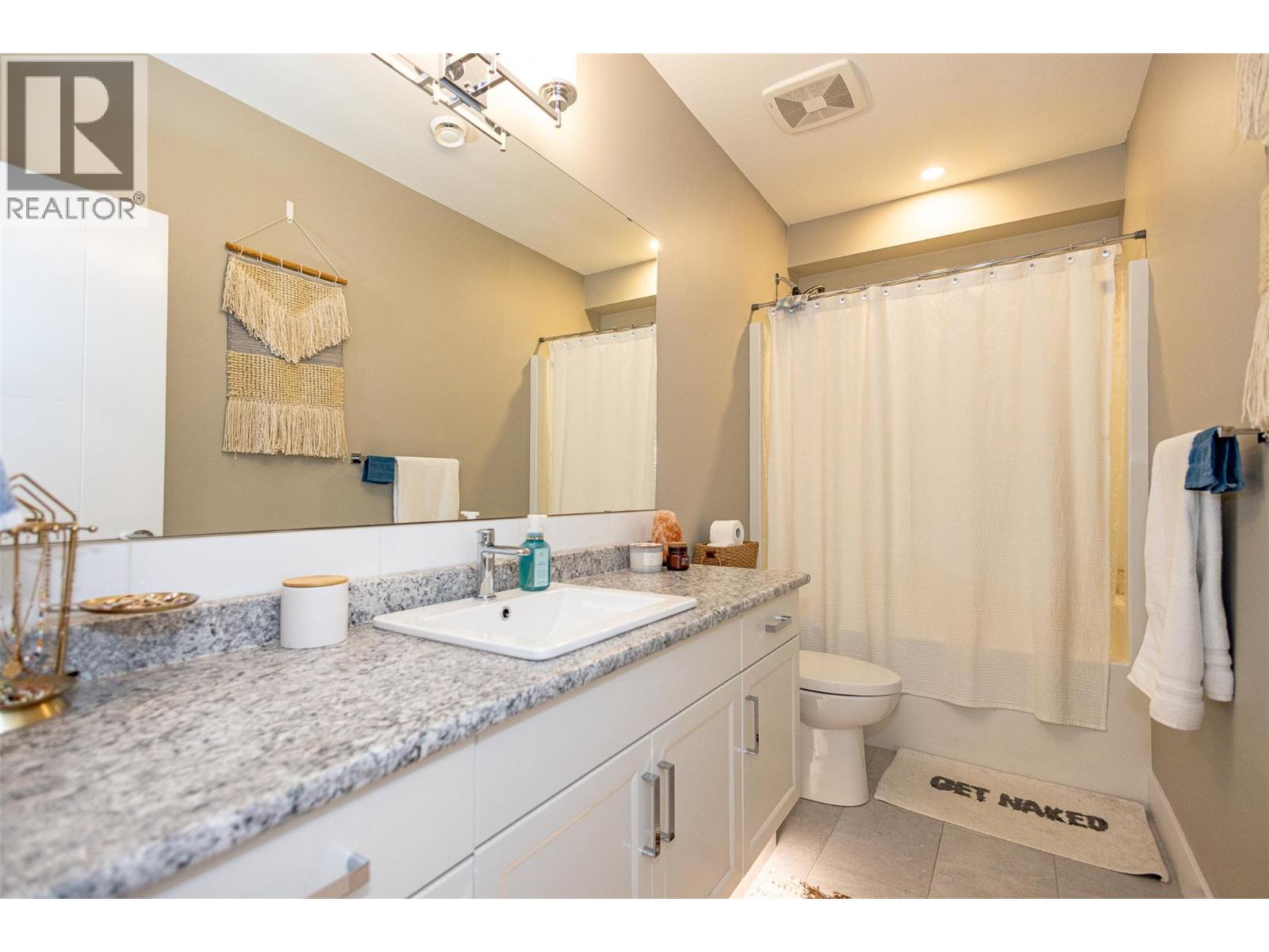 1077 Loseth Drive