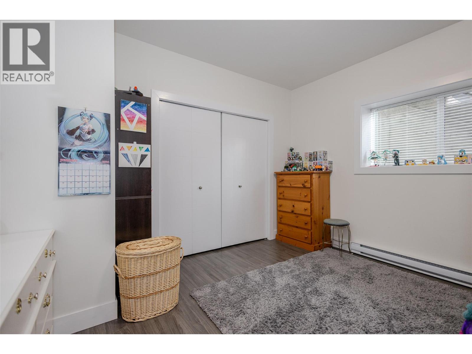 1077 Loseth Drive