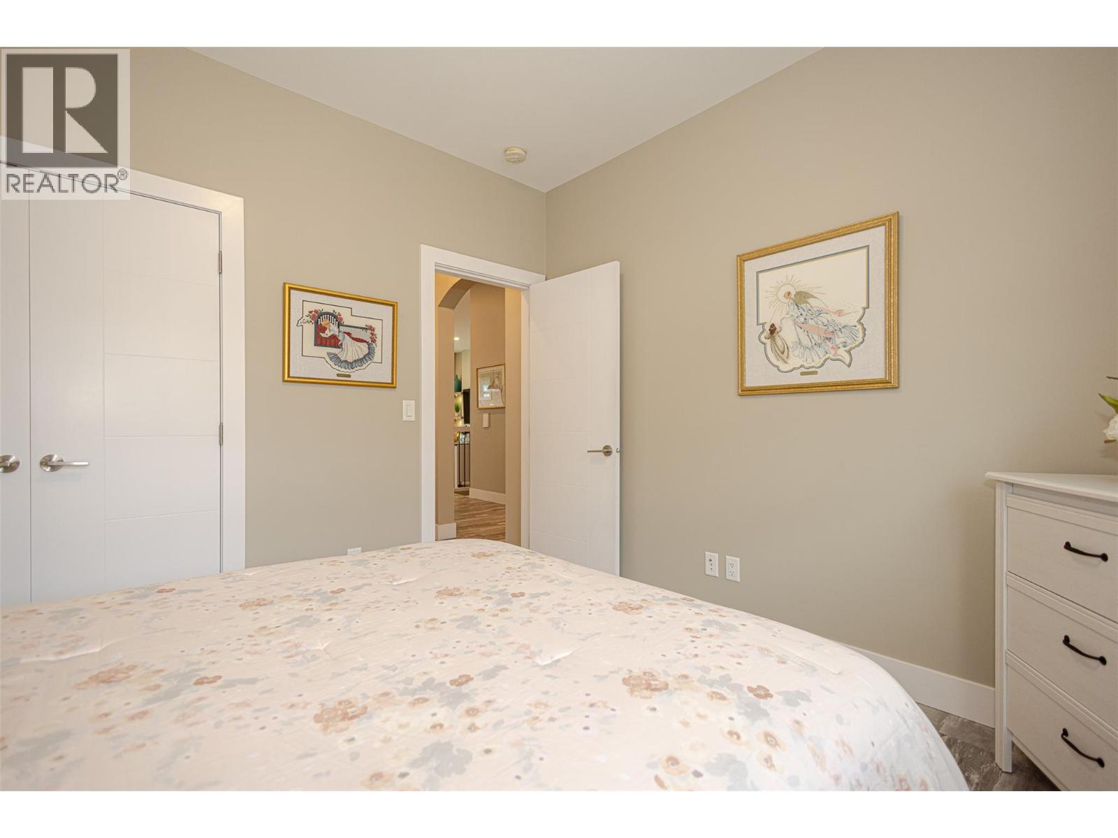 1077 Loseth Drive