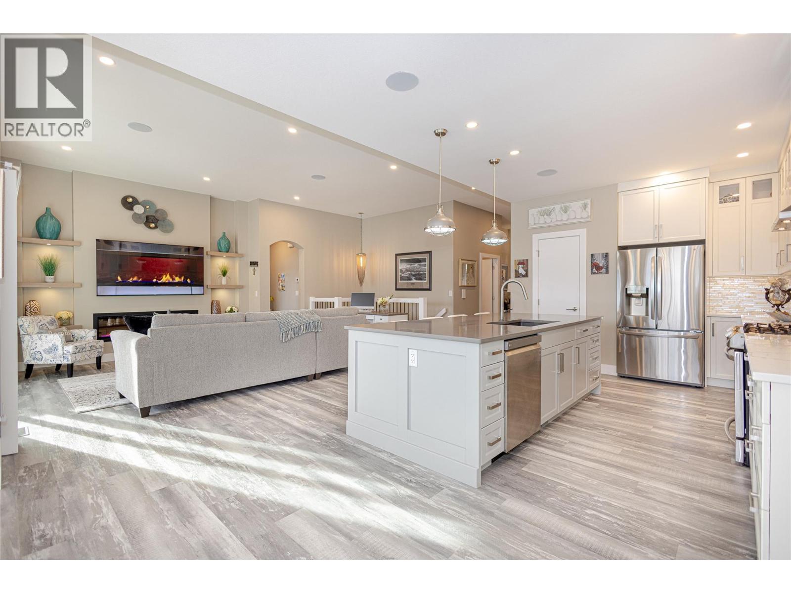 1077 Loseth Drive