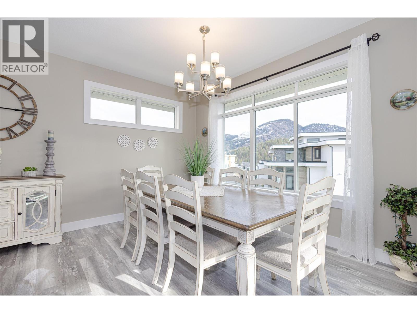 1077 Loseth Drive
