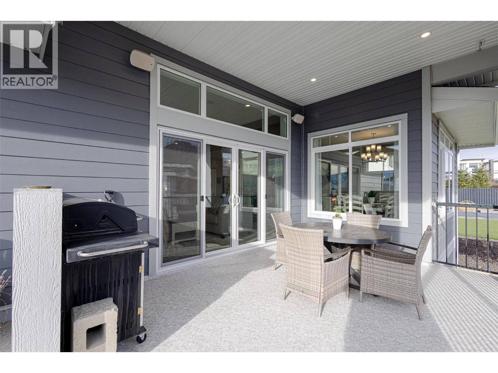 1077 Loseth Drive