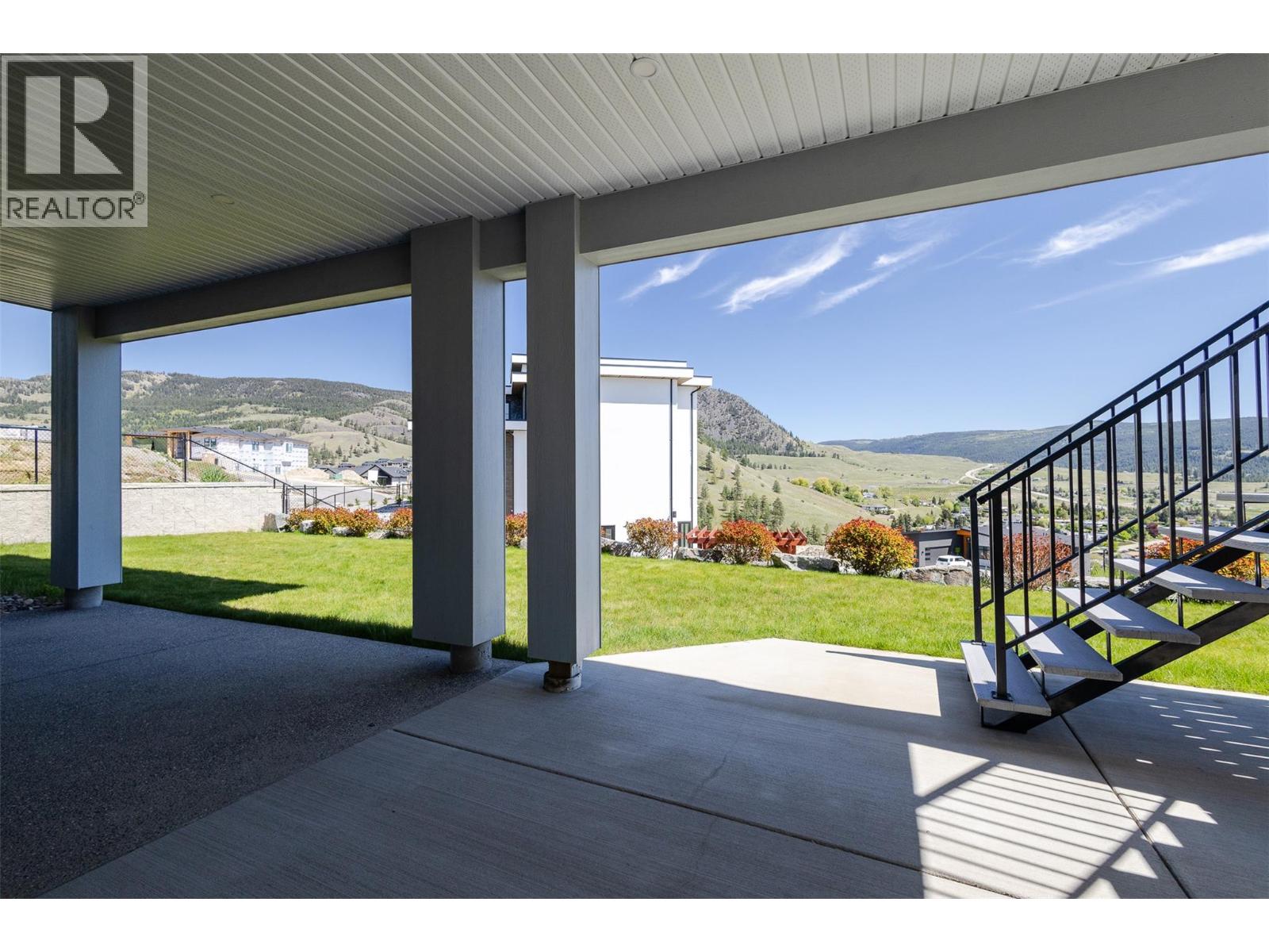 1077 Loseth Drive