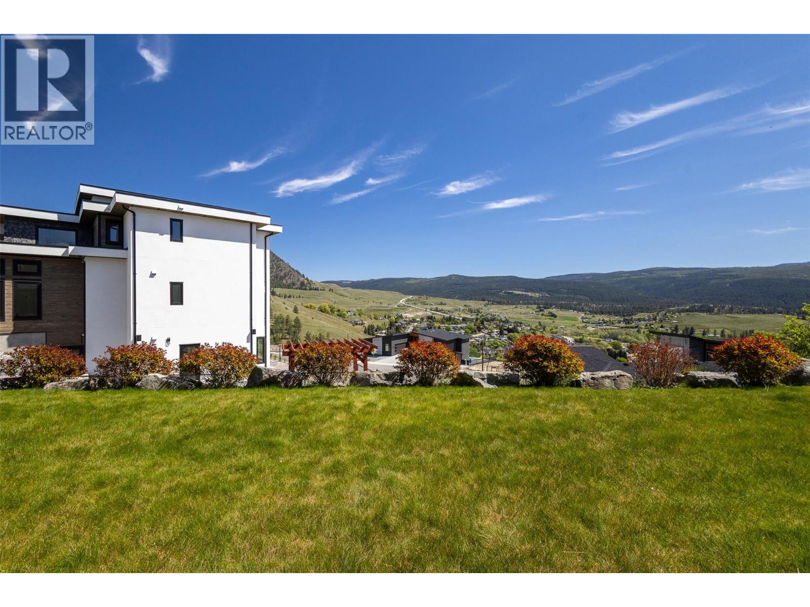 1077 Loseth Drive