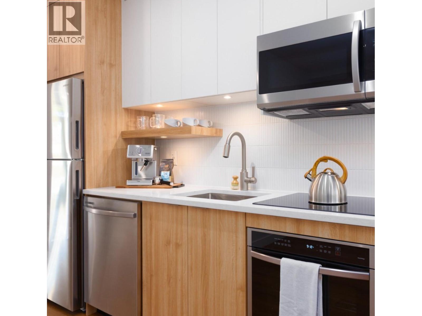 1280 Sutherland Avenue Unit# 606 Lot# 197