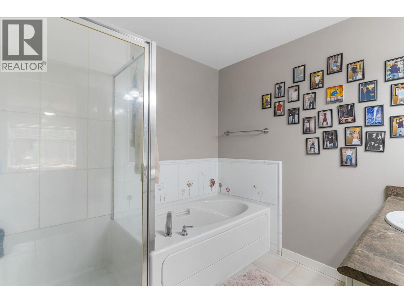 515 Houghton Road Unit# 311