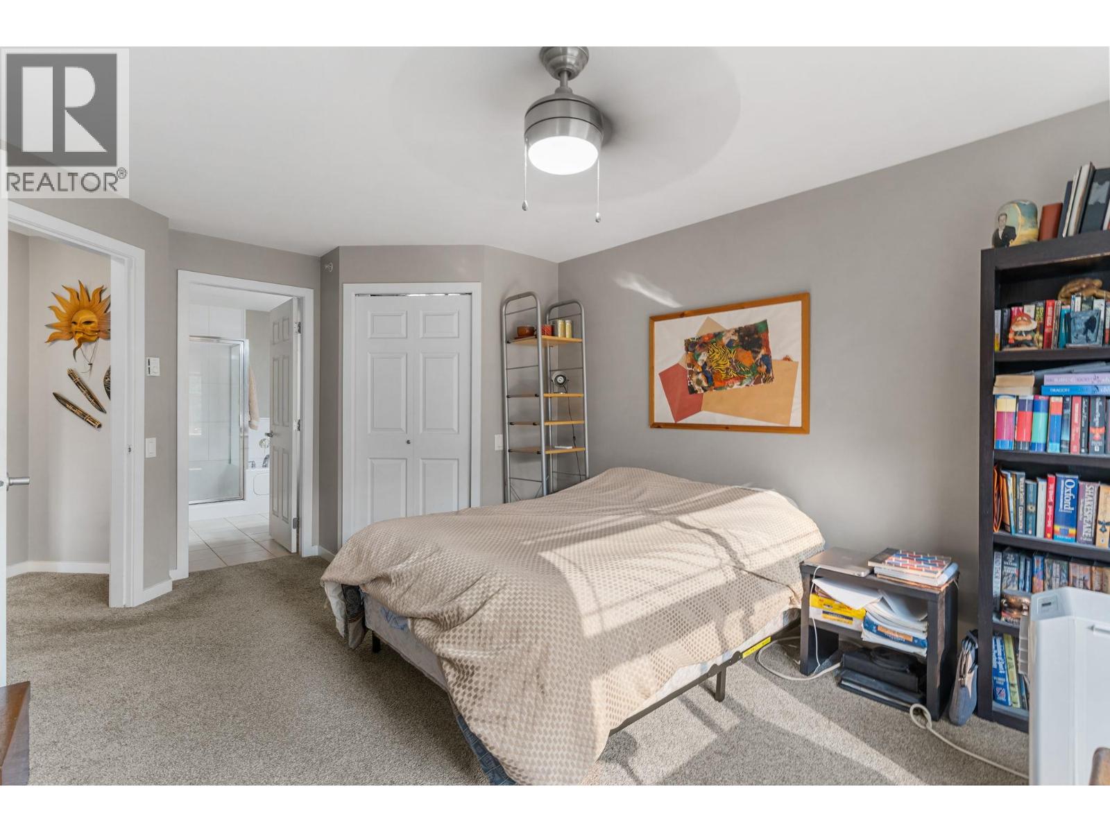 515 Houghton Road Unit# 311