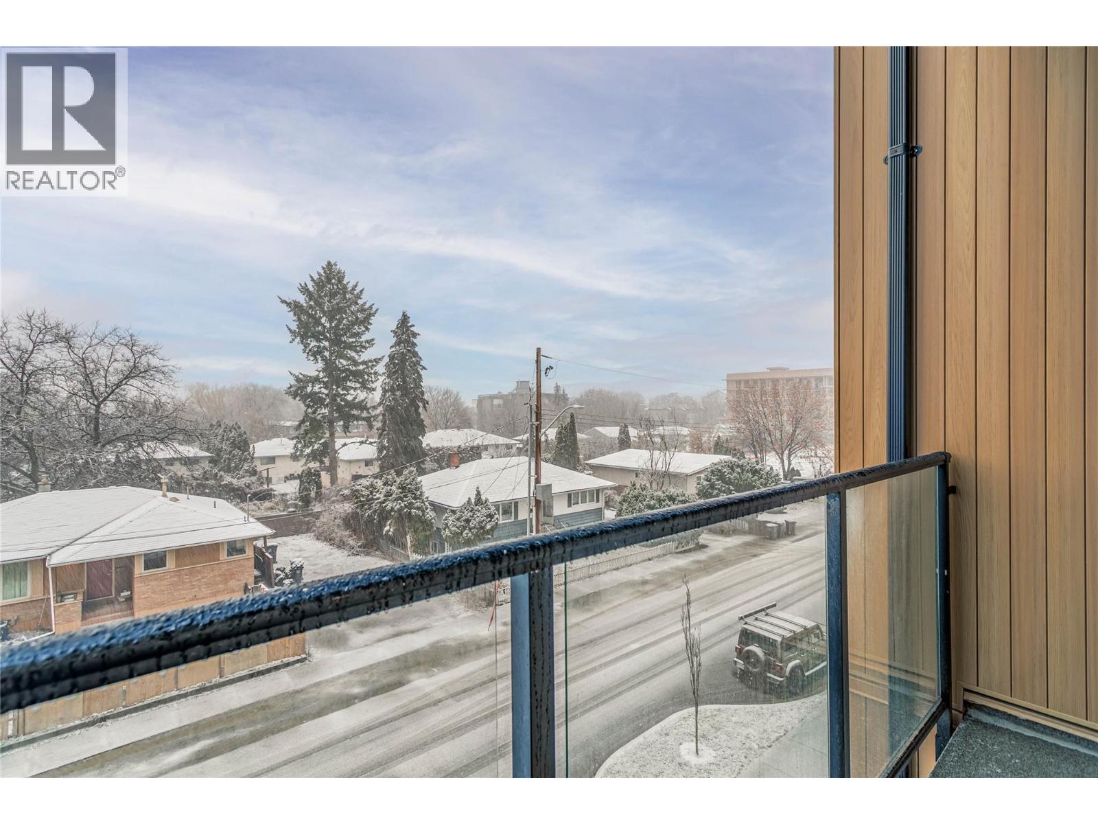 1380 Pridham Avenue Unit# 305