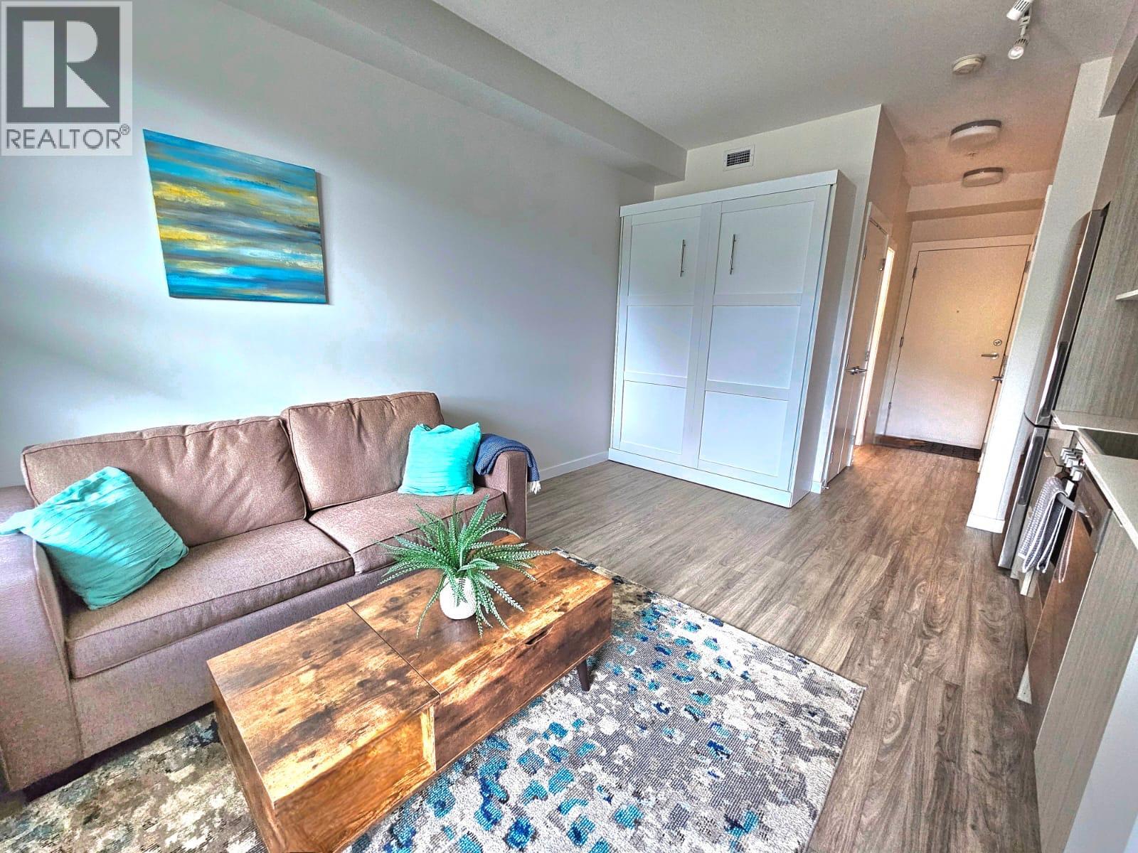 1800 Richter Street Unit# 102