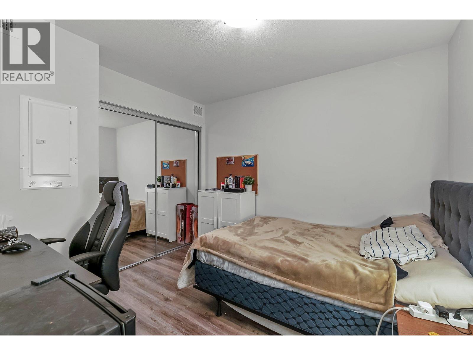 655 Academy Way Unit# 211