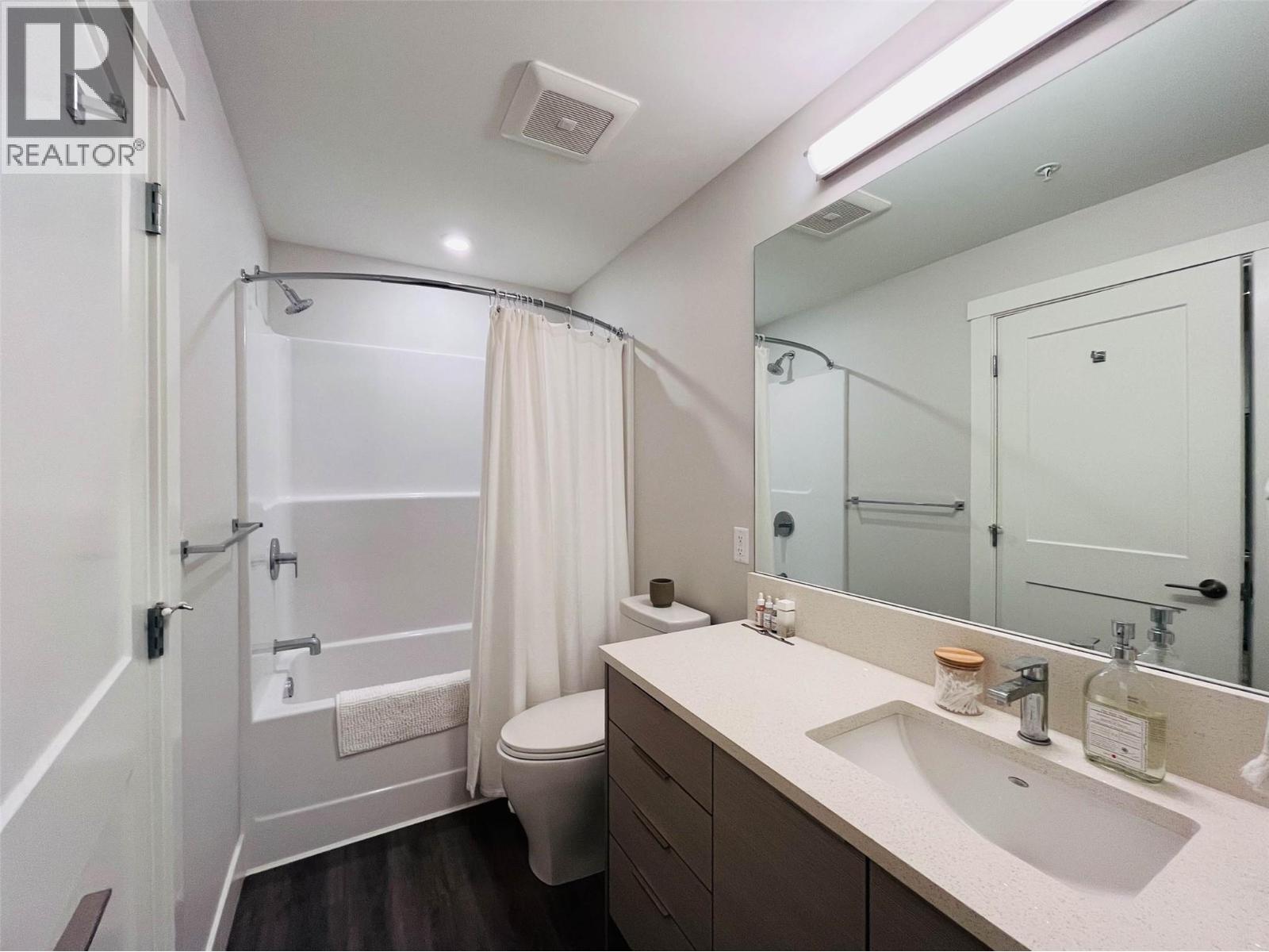 191 Hollywood Road S Unit# 205