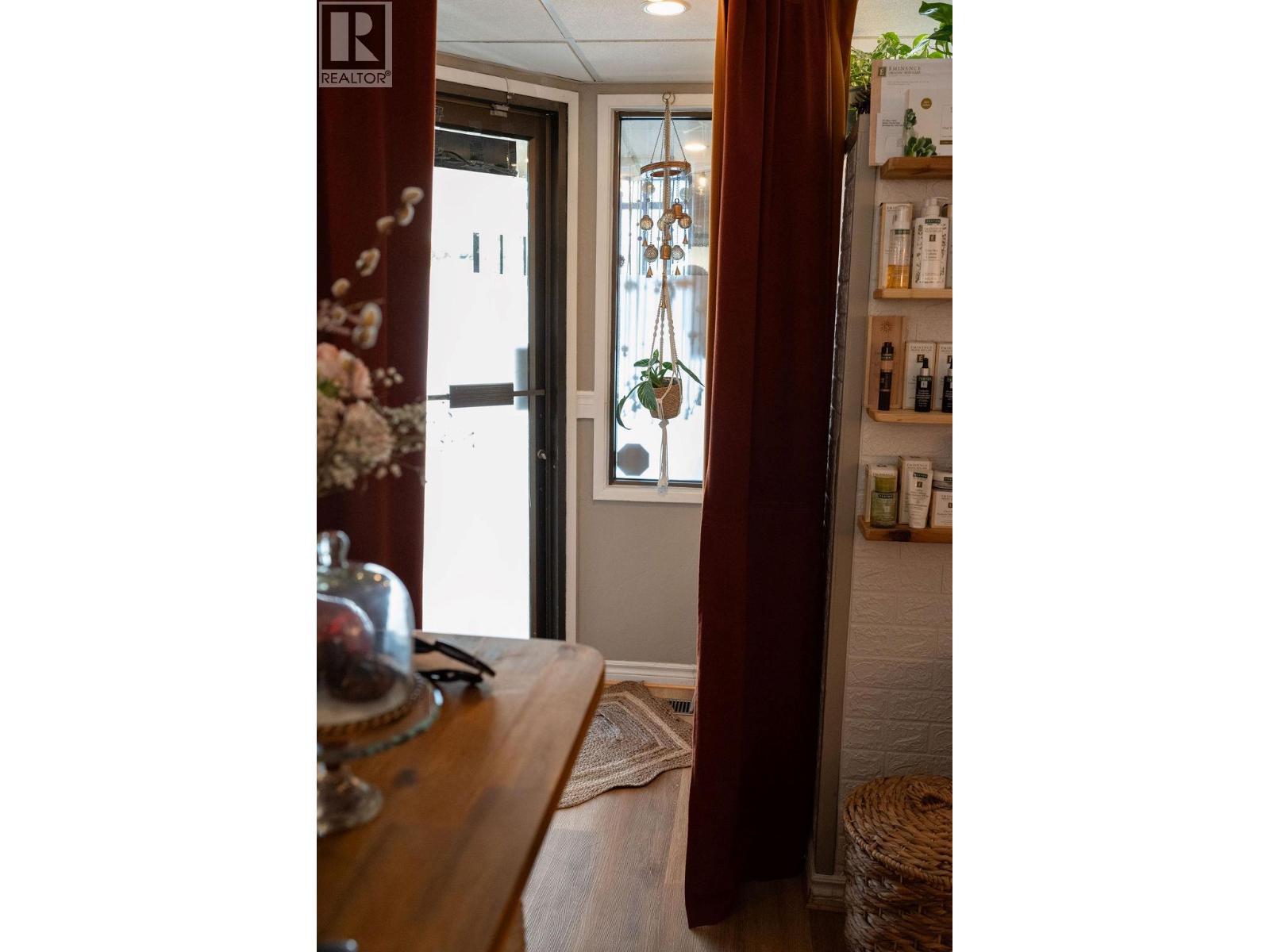 545 Lawrence Avenue Unit# 101A