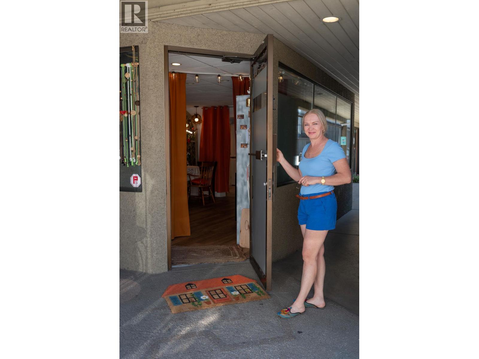545 Lawrence Avenue Unit# 101A