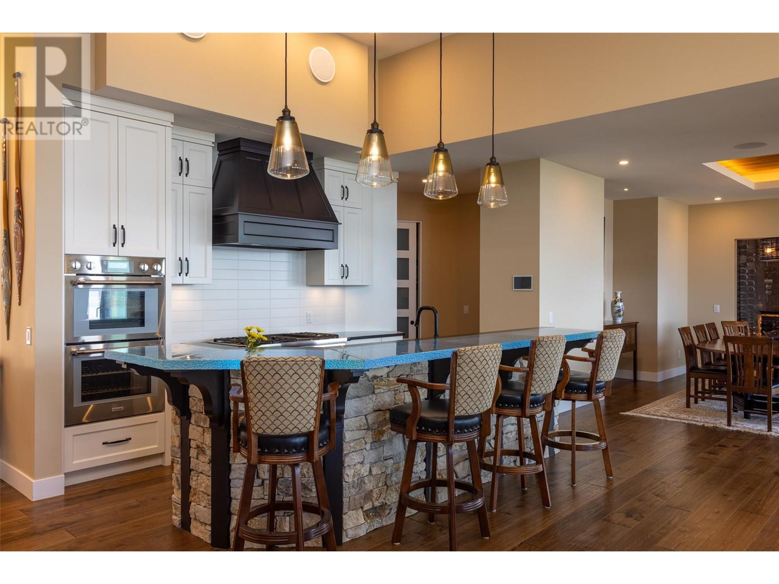 5650 The Edge Place Unit# 105