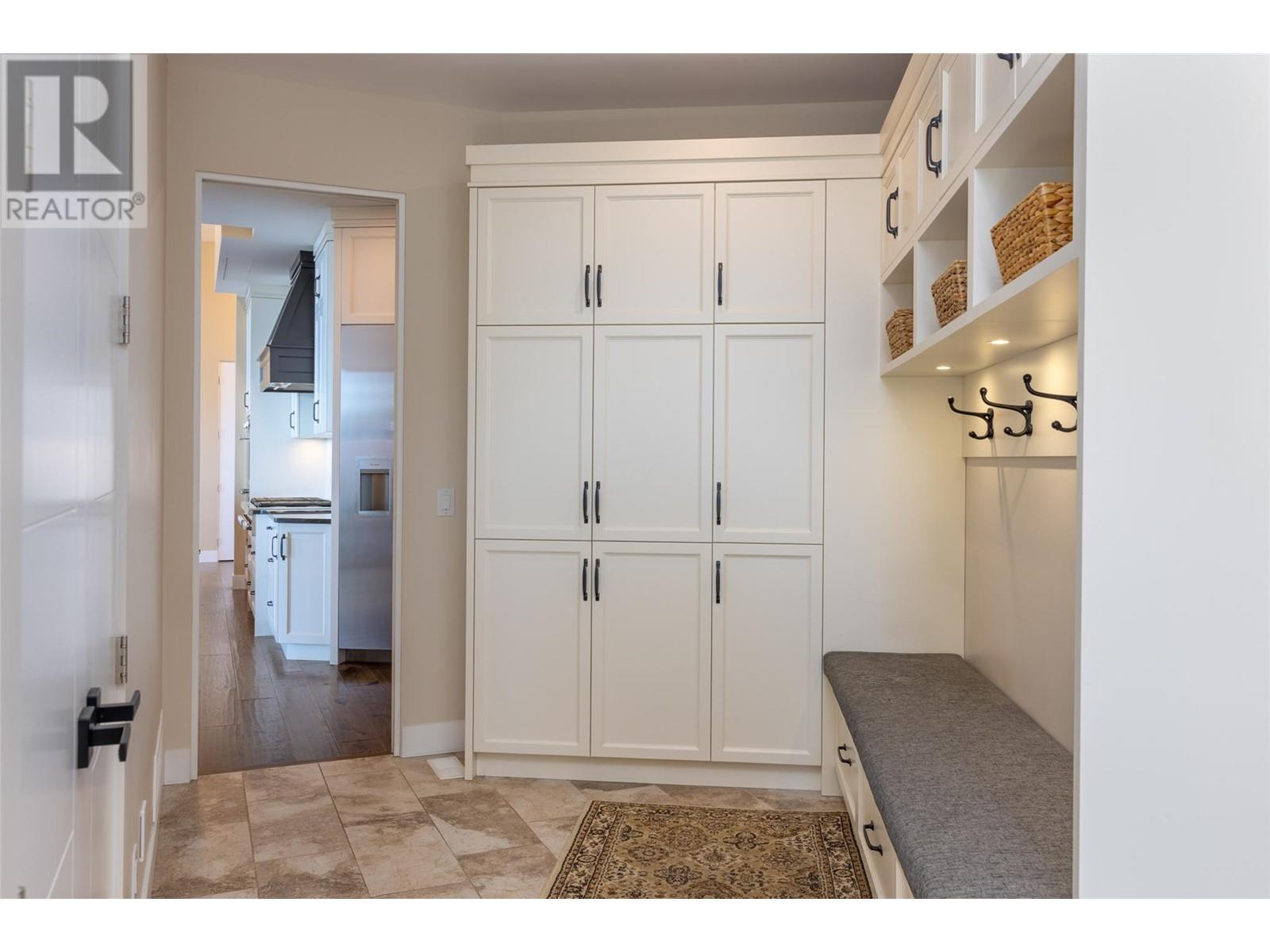 5650 The Edge Place Unit# 105