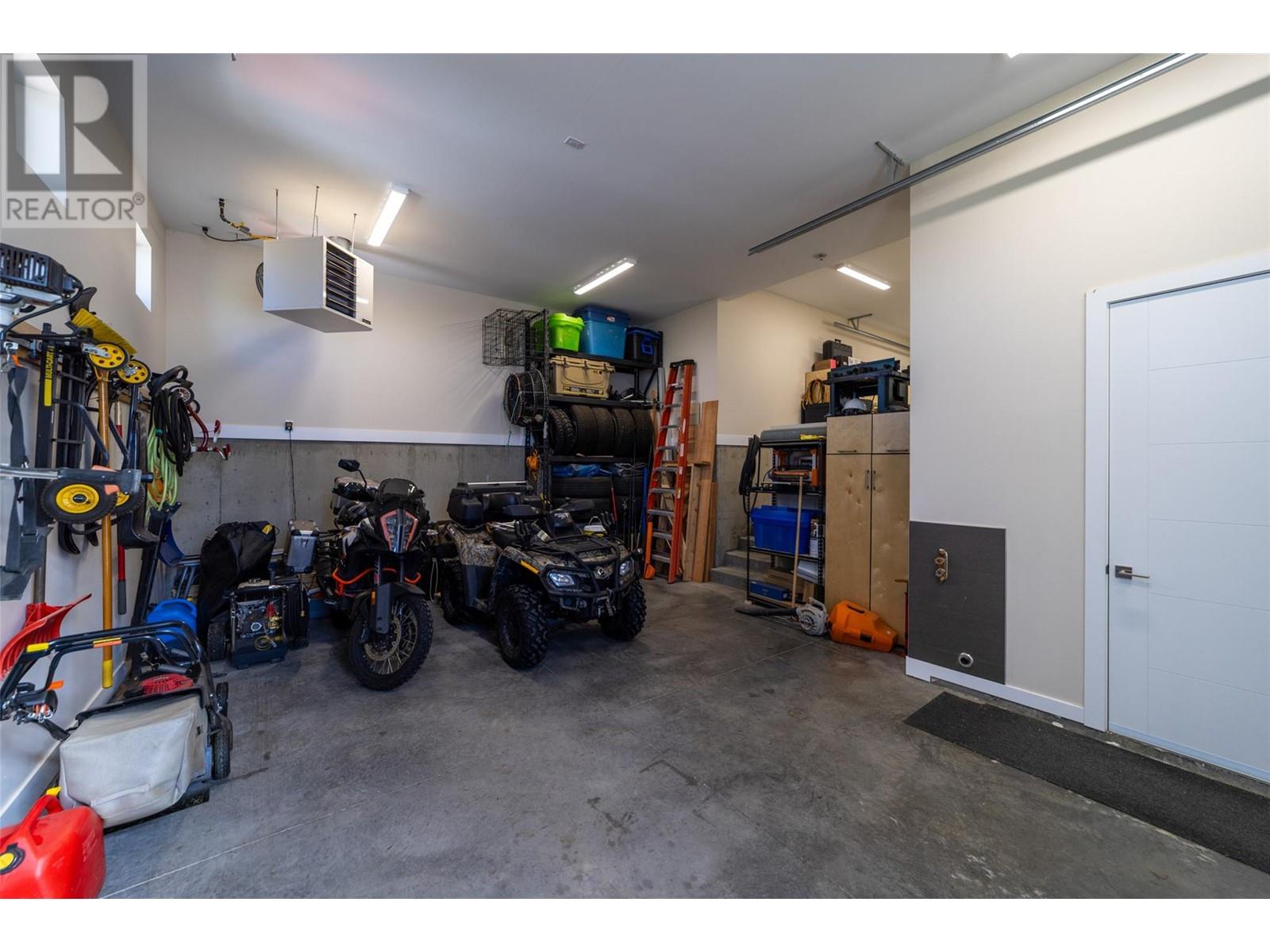 5650 The Edge Place Unit# 105