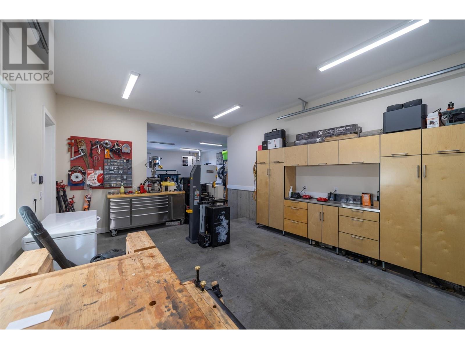 5650 The Edge Place Unit# 105