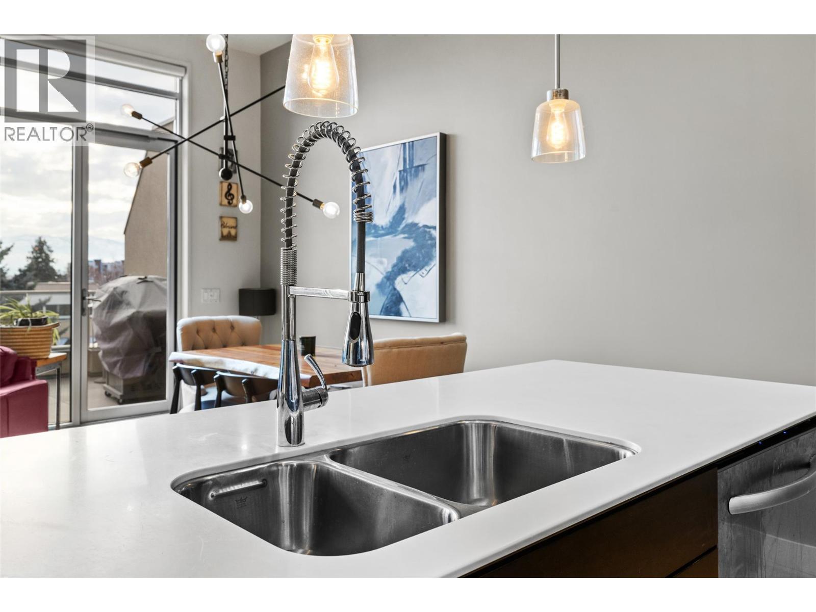 1495 Graham Street Unit# 406