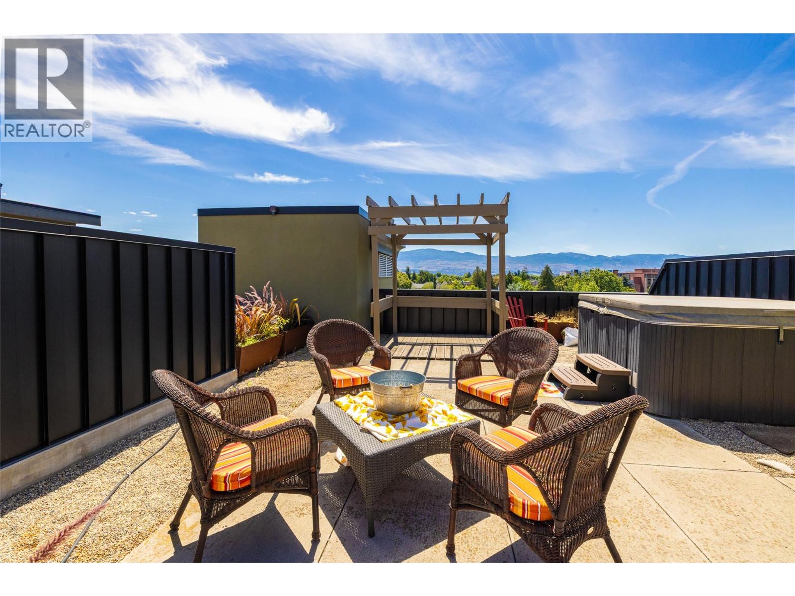 1495 Graham Street Unit# 406