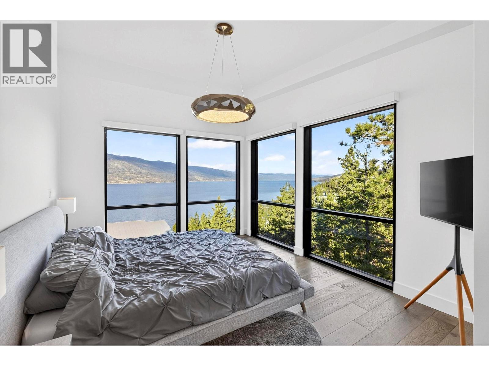 3434 McKinley Beach Drive Unit# 408