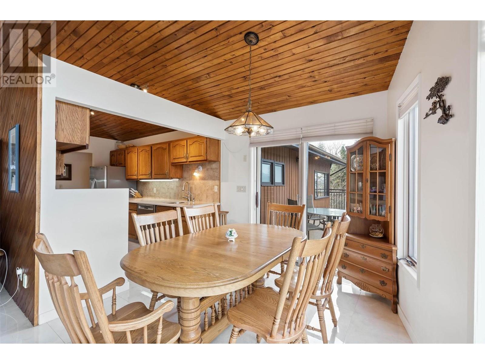 9983 Okanagan Centre Road W