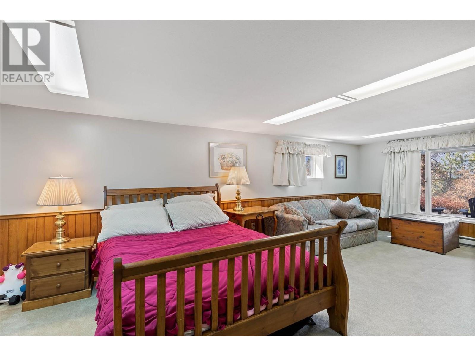 9983 Okanagan Centre Road W