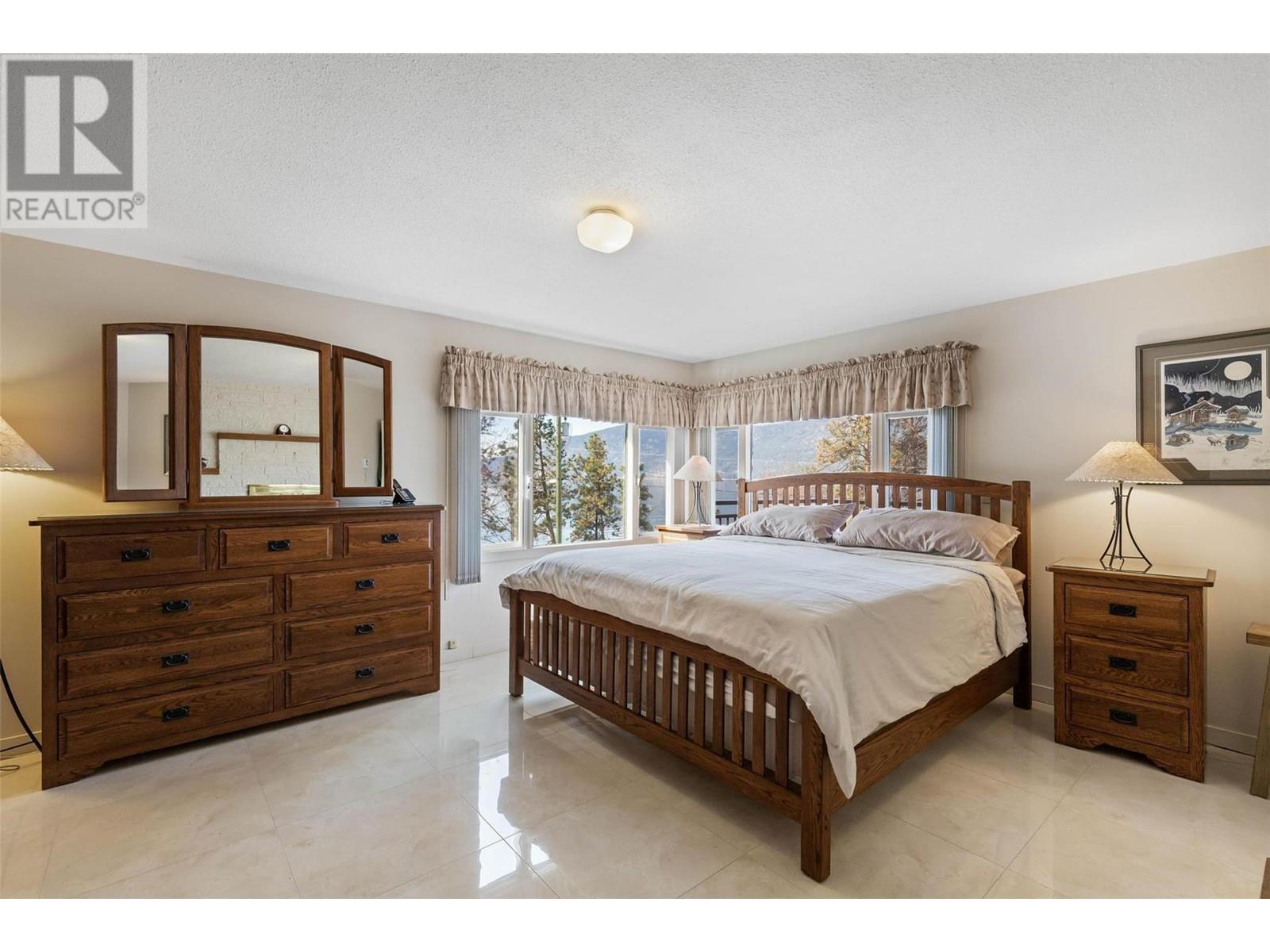 9983 Okanagan Centre Road W