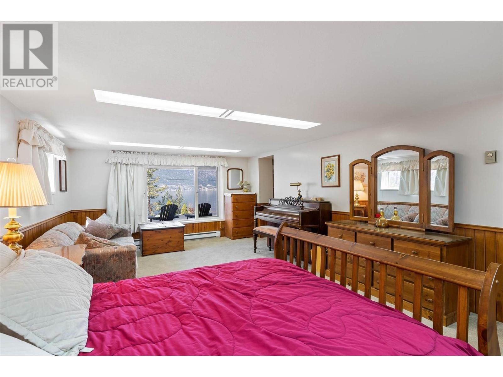 9983 Okanagan Centre Road W