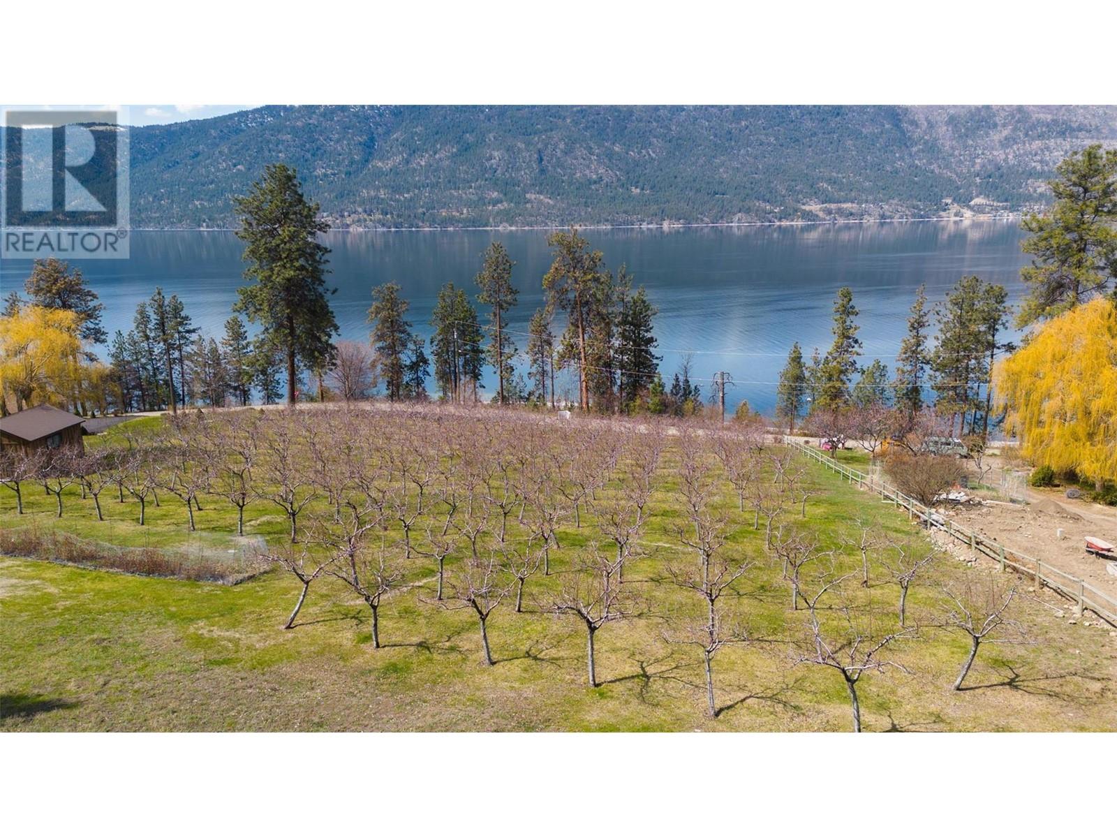 9983 Okanagan Centre Road W