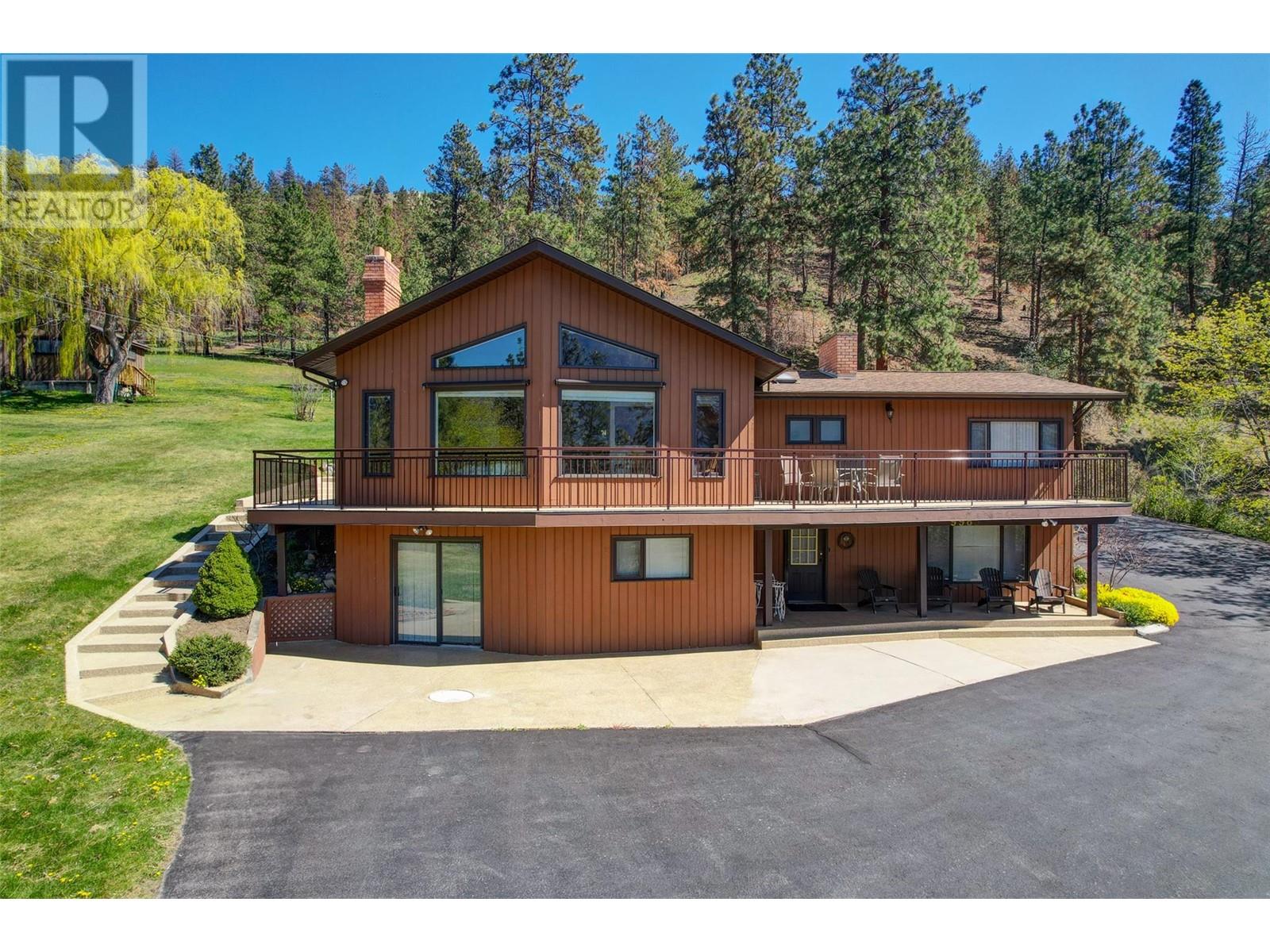 9983 Okanagan Centre Road W