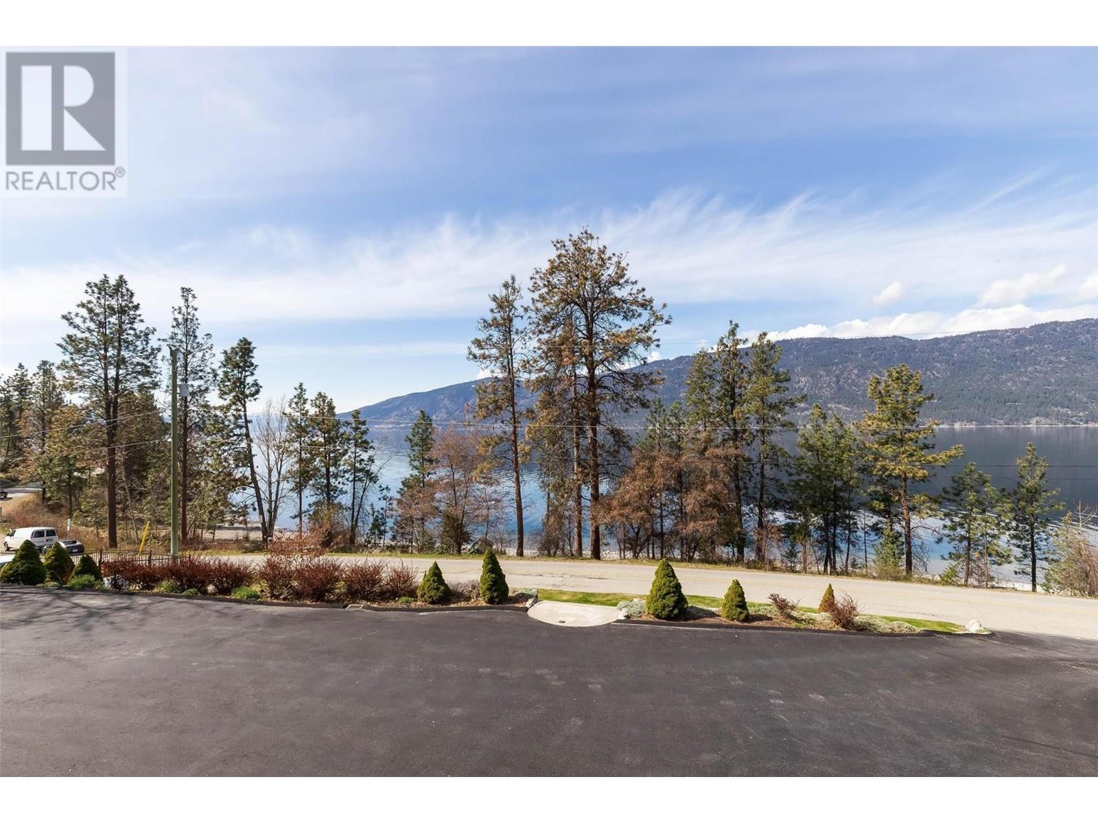 9983 Okanagan Centre Road W
