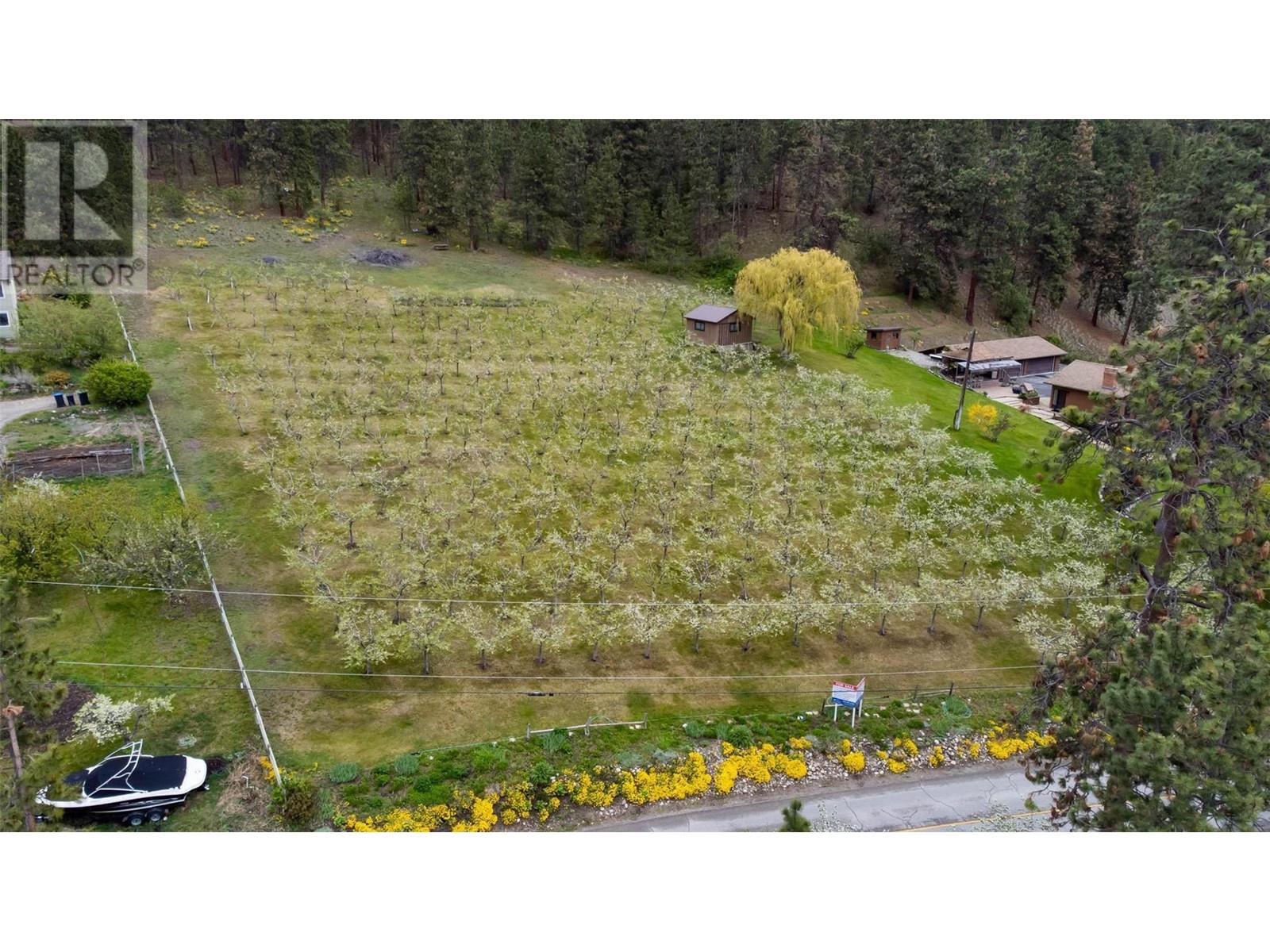 9983 Okanagan Centre Road W
