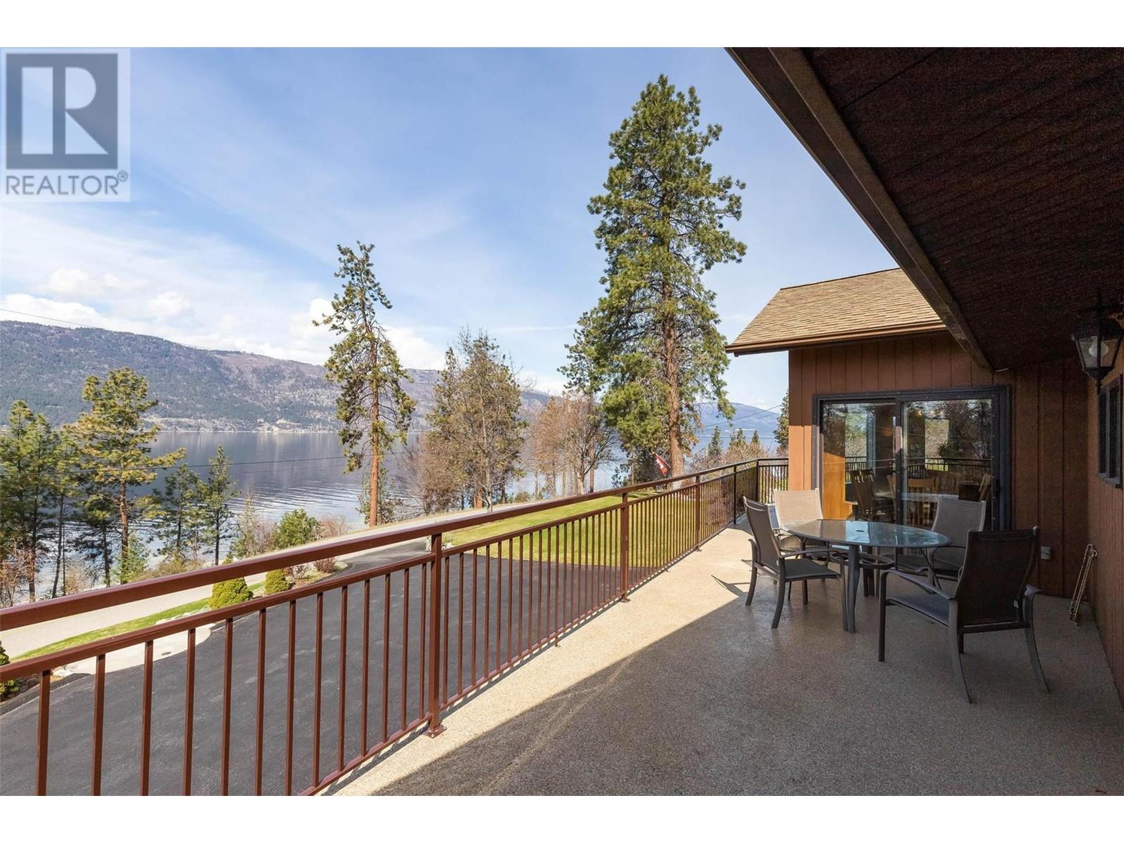 9983 Okanagan Centre Road W