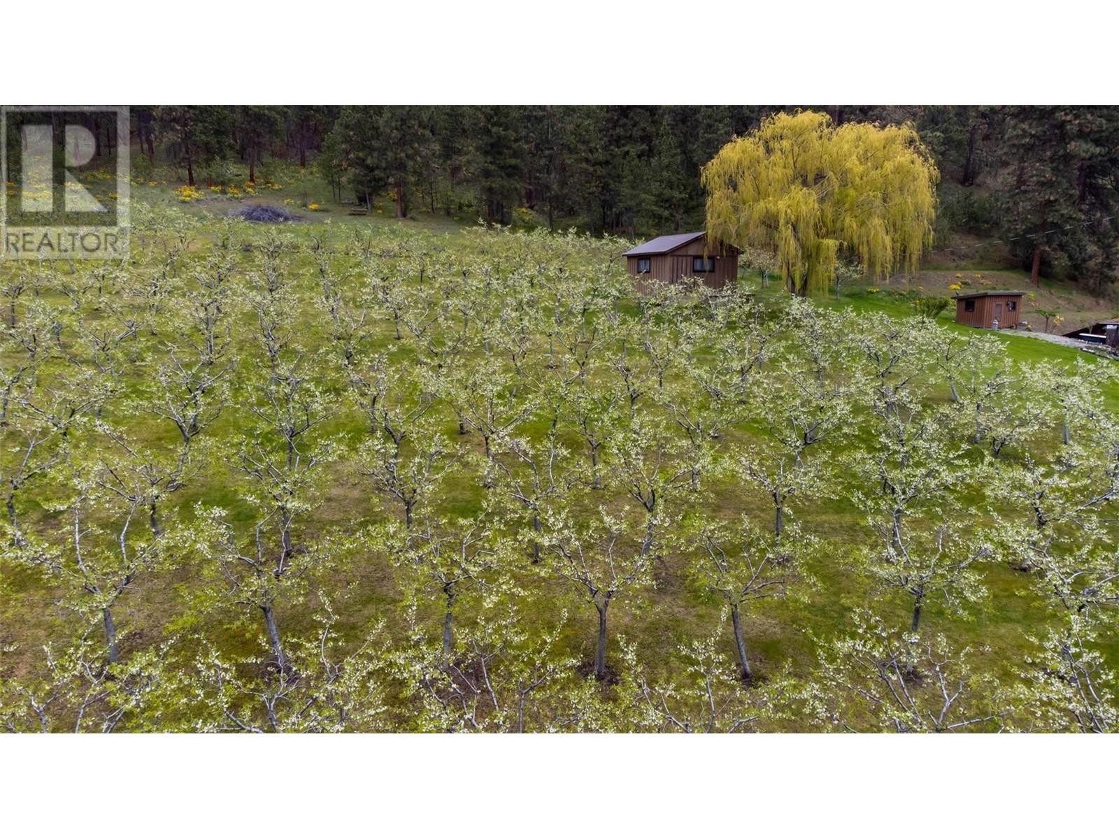 9983 Okanagan Centre Road W