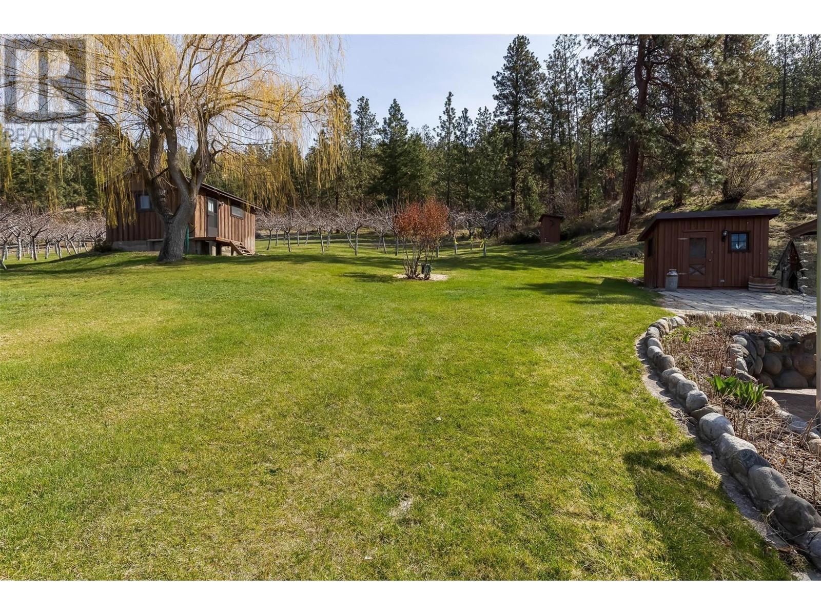 9983 Okanagan Centre Road W
