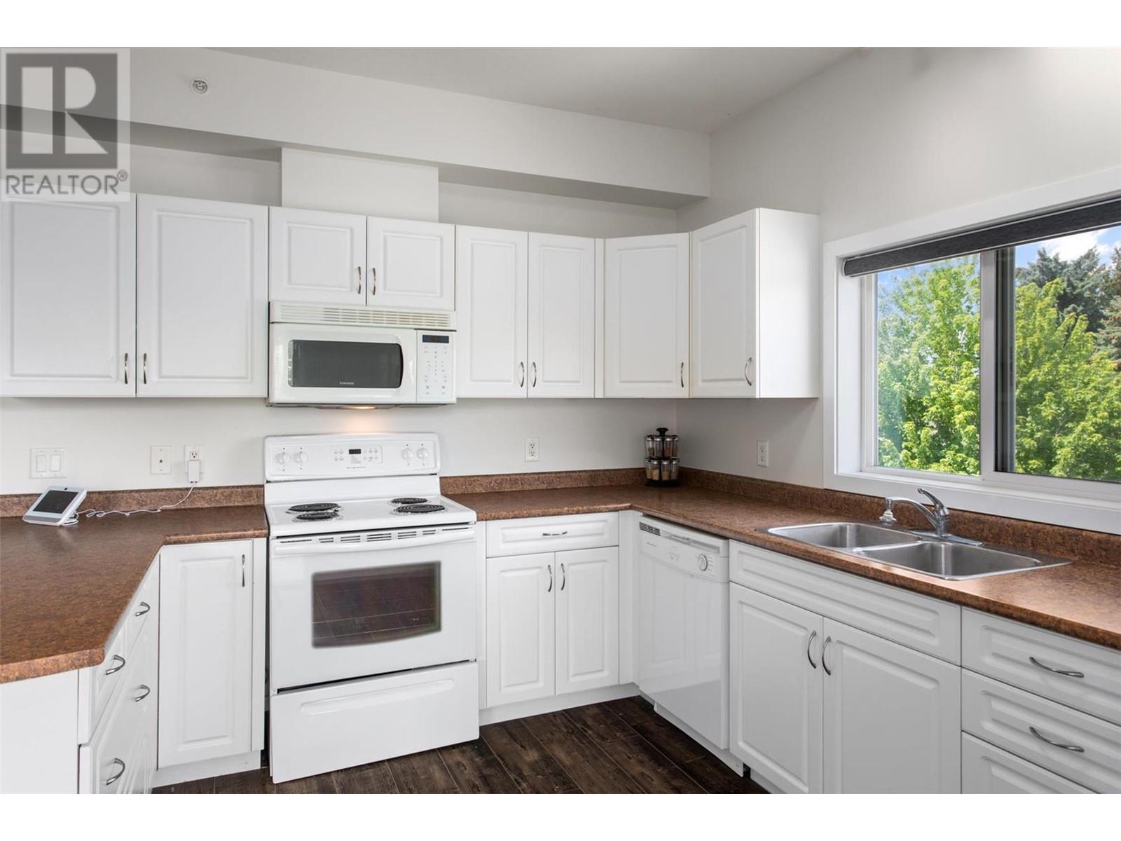 778 Rutland Road N Unit# 413