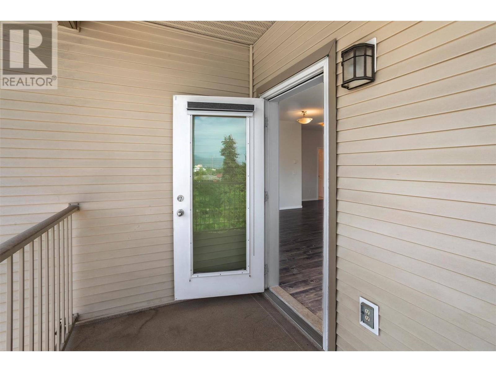 778 Rutland Road N Unit# 413