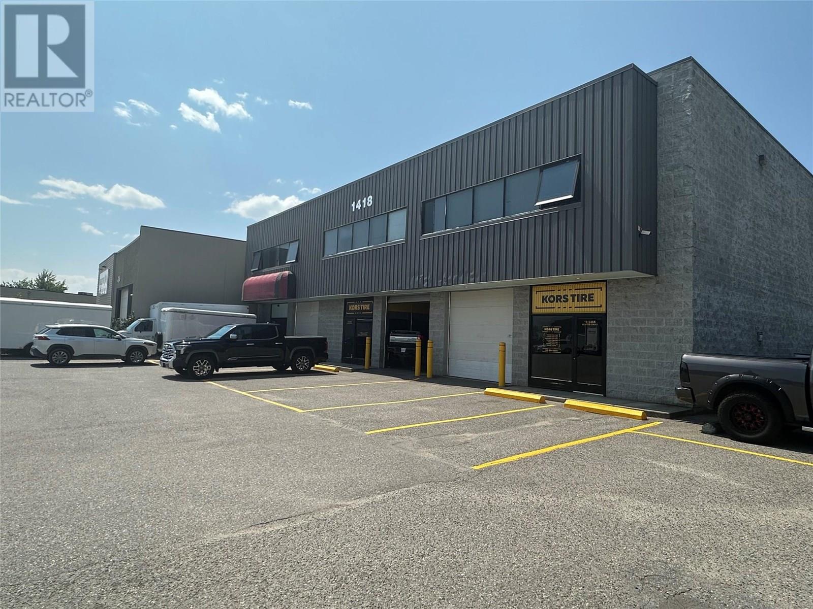 1418-1420 Hunter Court