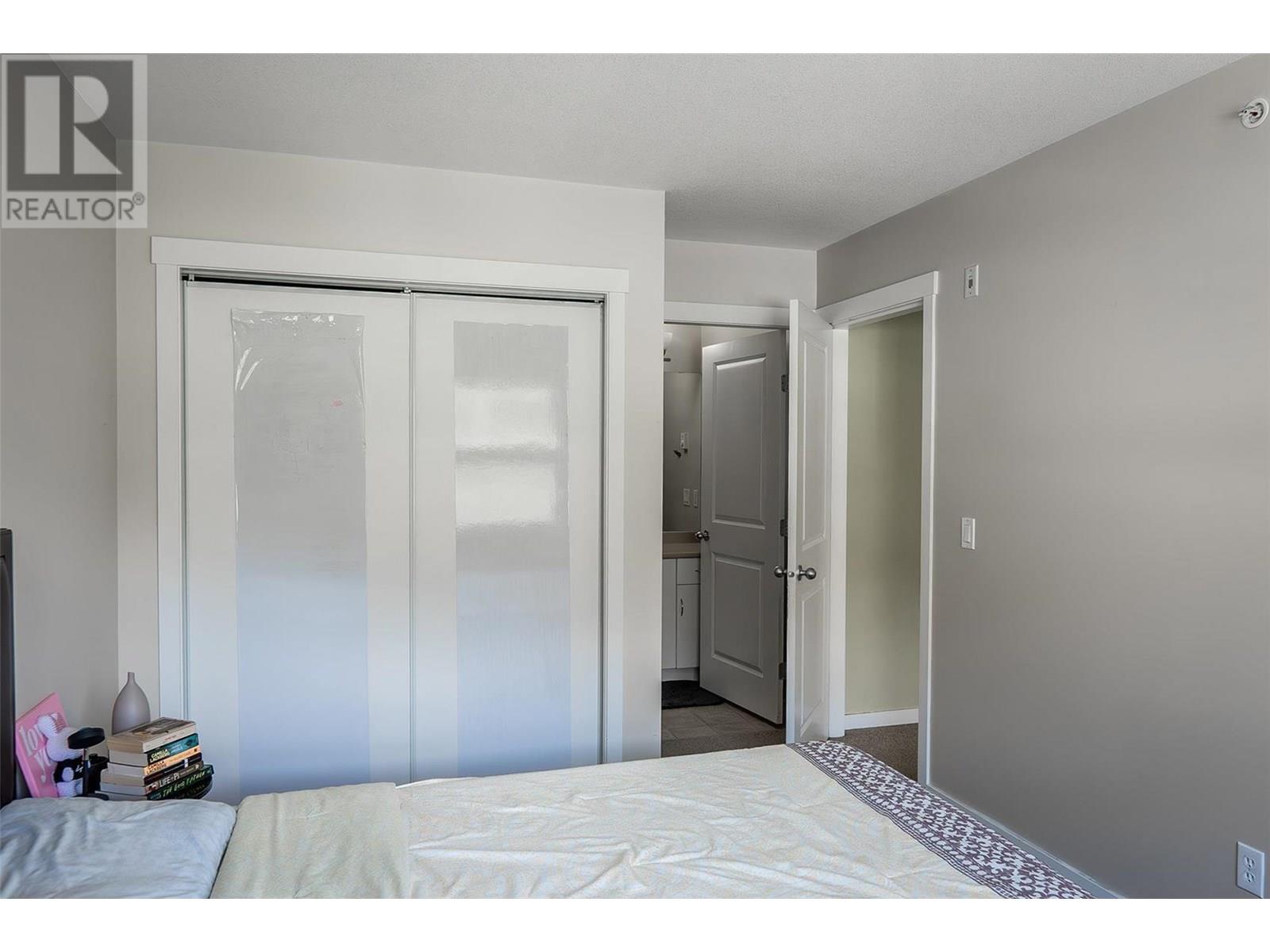 1481 Glenmore Road N Unit# 301