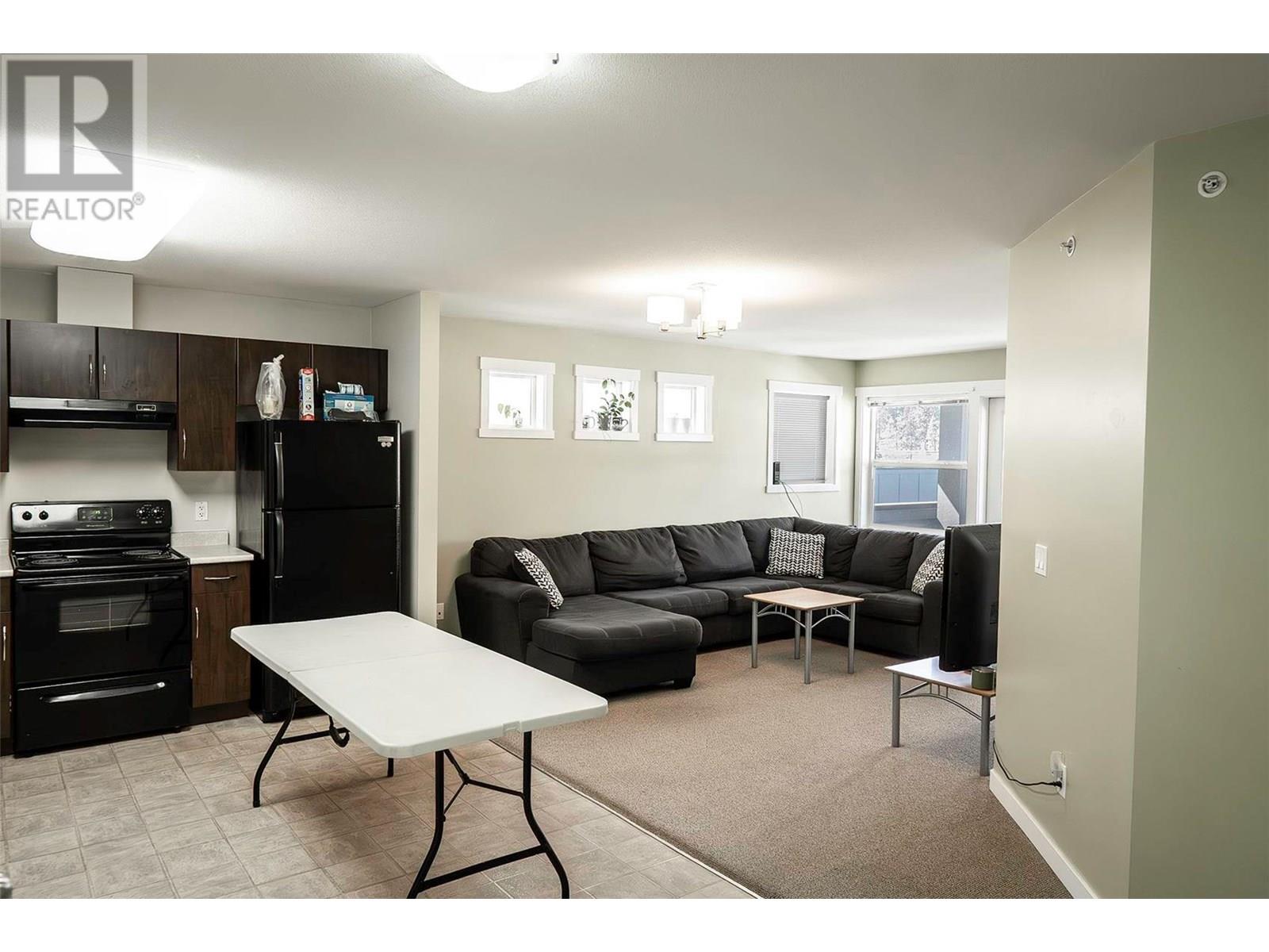 1481 Glenmore Road N Unit# 301